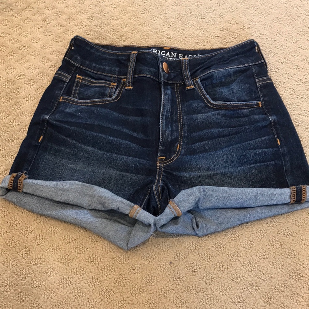 American Eagle High Rise Shortie Dark Wash